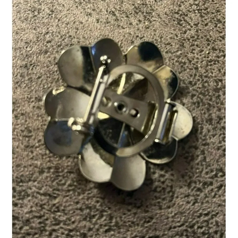 Vintage Flower‎ Brooch Silver Tone